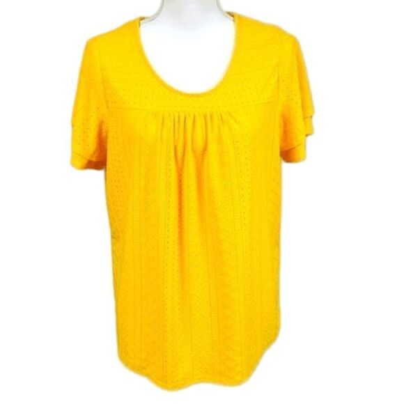 💸3/12$- Avon Eyelet Top w/ Flutter Sleeves-Medium - Picture 1 of 8